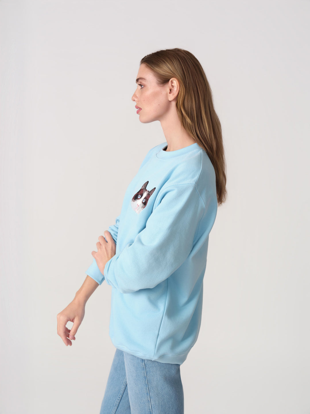 Custom Cat Sweatshirt – Personalized Embroidered Crewneck